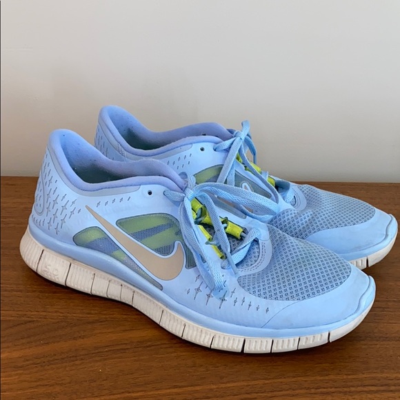 COPY - Women’s light blue Nike Free 5.0 - Picture 1 of 7